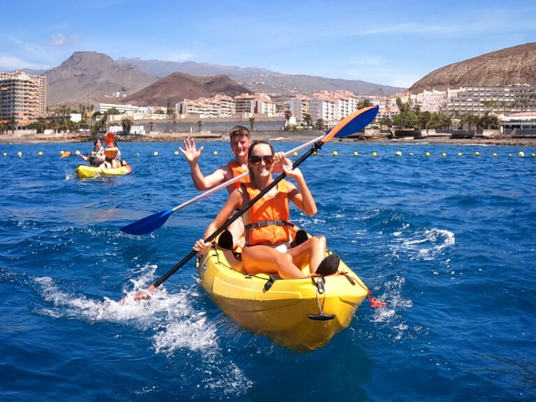 Kayak, snorkel & turtles